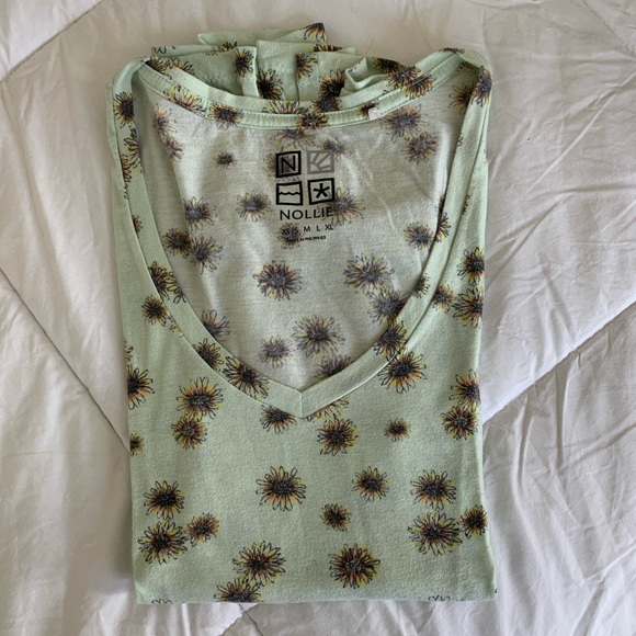 Nollie Sunflower V Neck T-Shirt - Picture 7 of 8